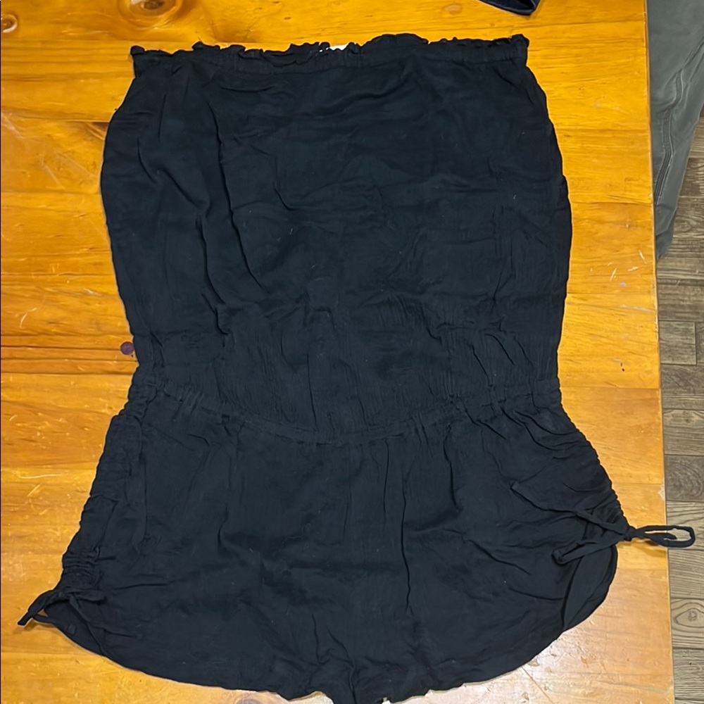 Victoria’s Secret Women's Black Linen Romper